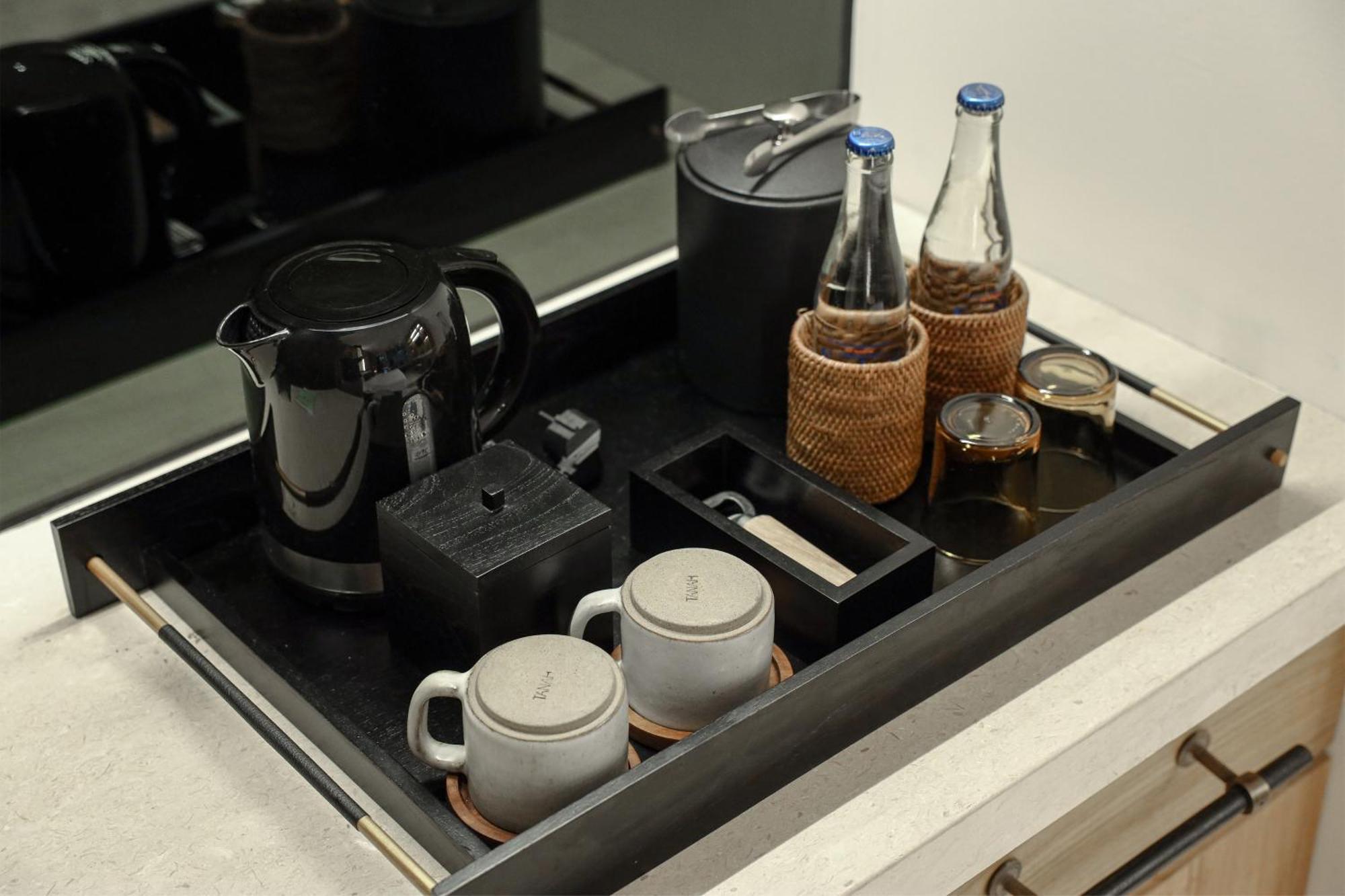 Sadara Resort Νούσα Ντούα Εξωτερικό φωτογραφία A tea and coffee tray in a hotel room